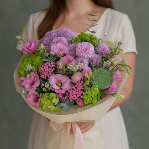 Букет «Розово-зелёная гармония»