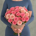 Розы розовые